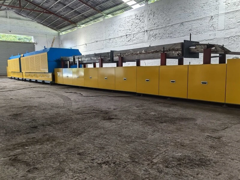 Tungku anil terang terus menerus (Perlakuan Pemanasan)