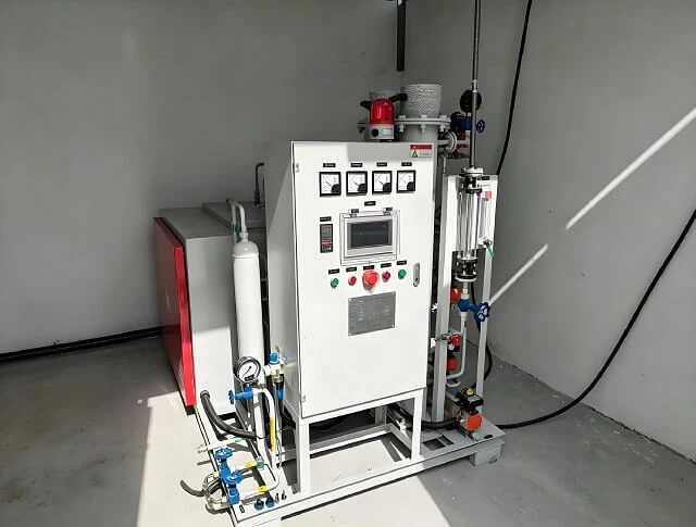 10Nm&sup3;/jam Tungku Pemecah Amoniak Otomatis Hemat Energi Generator Gas Pelindung H2 N2