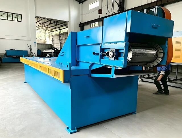 Tangki Mandi Garam Sabuk Jaring Kustom Perlakuan Panas Komponen Kecil Volume Tinggi untuk Austemperi