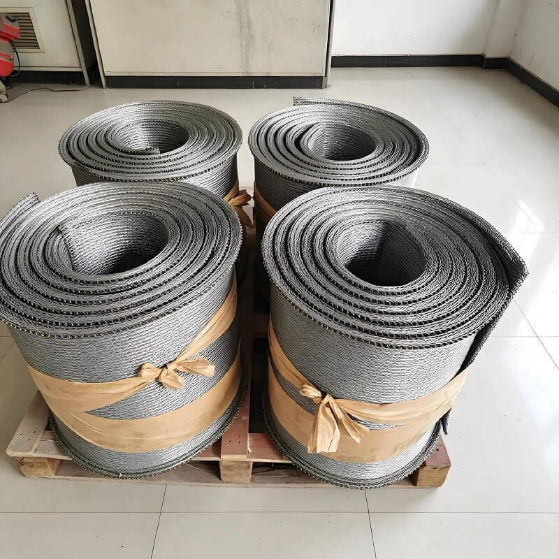 Sabuk Jaring Pendinginan SUS314 SUS310S Suhu Tinggi Untuk Tungku Pengerasan Perlakuan Panas Berkelanjutan